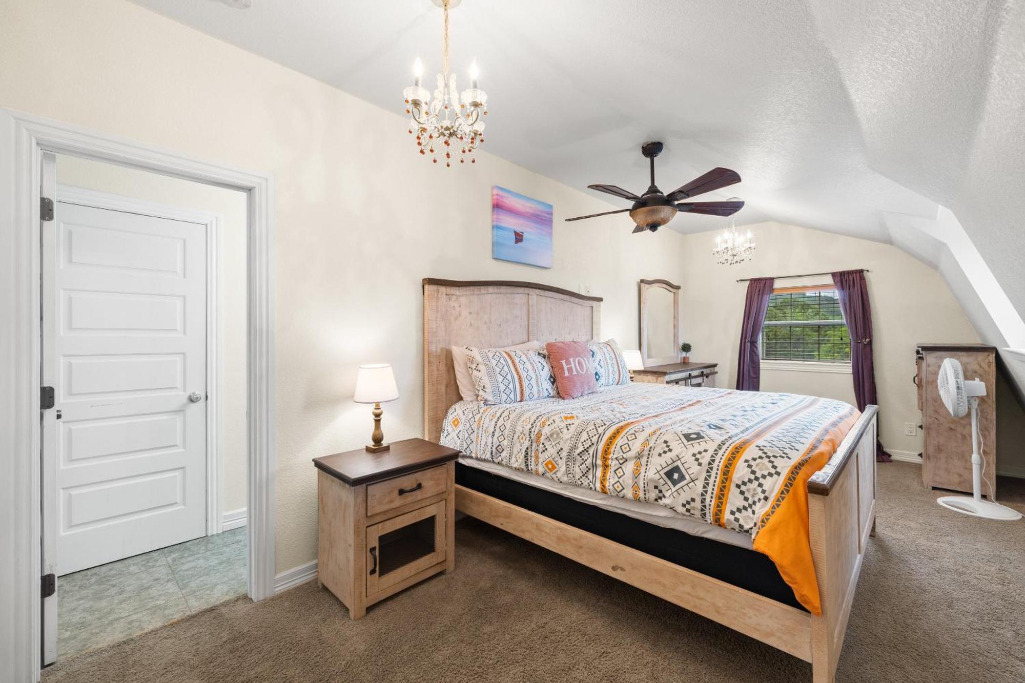 Entire 2Br 2Ba Hilltop View Home Sleeps 8 Pets 4 Acres Jacuzzi Central Ac Kingbeds Free Wifi-Parking Kitchen Washerdryer Starry Terrace Two Sunset Dining Patios Grill Stovetop Oven Fridge Onsitewoodedhiking Wildlife Coveredpatio4Pets & Birds Singing! Marble Falls Esterno foto