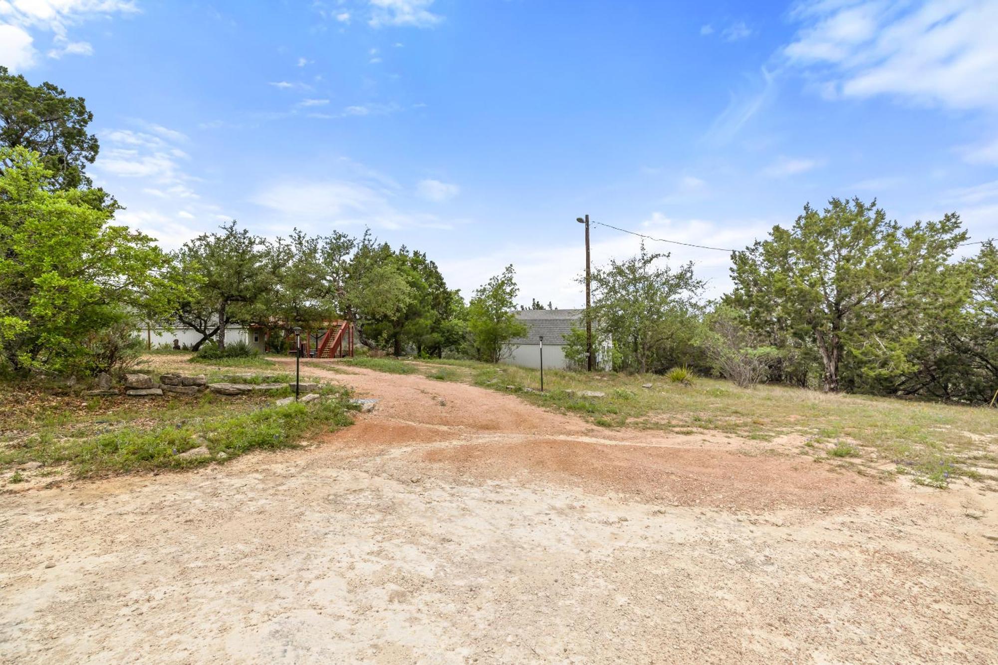 Entire 2Br 2Ba Hilltop View Home Sleeps 8 Pets 4 Acres Jacuzzi Central Ac Kingbeds Free Wifi-Parking Kitchen Washerdryer Starry Terrace Two Sunset Dining Patios Grill Stovetop Oven Fridge Onsitewoodedhiking Wildlife Coveredpatio4Pets & Birds Singing! Marble Falls Esterno foto